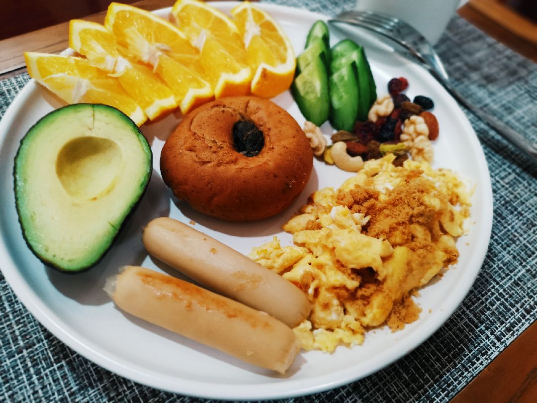 健身餐吃就吃的健康早餐是一天中最重要的一餐了每天的运动量足够转天