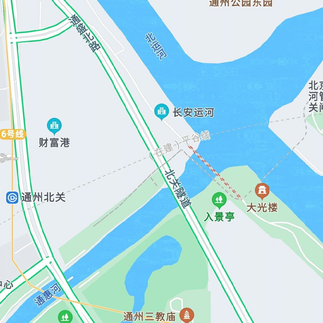 大運河從南到北,向西拐到通惠河,然後直達京城,清晨就在這拐彎處旁的