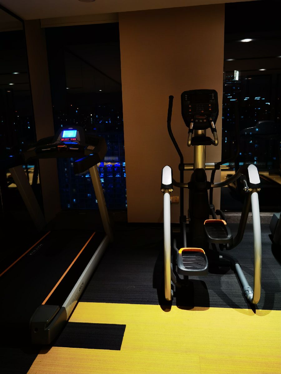 家庭版迷你健身房