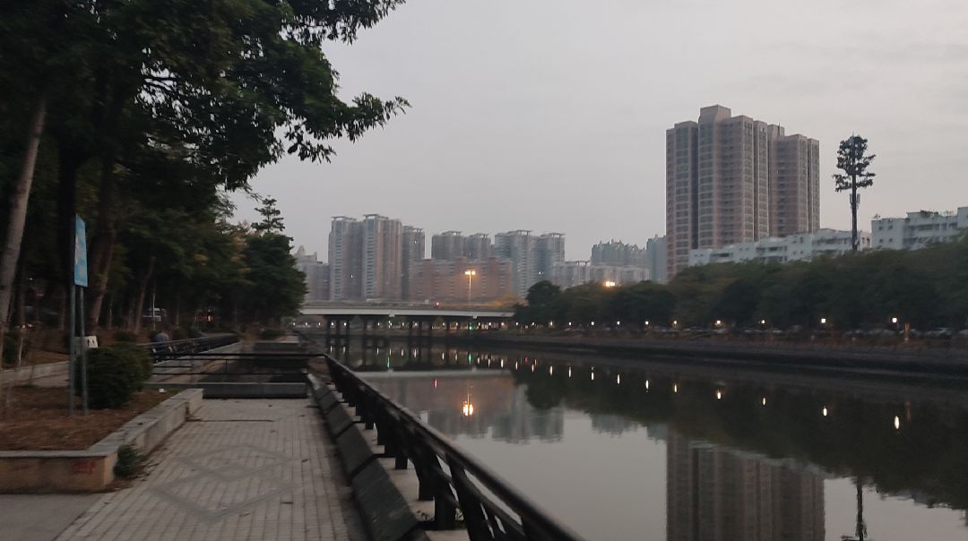 花地湾河,发现新大陆一般的开心.未来跑步战场