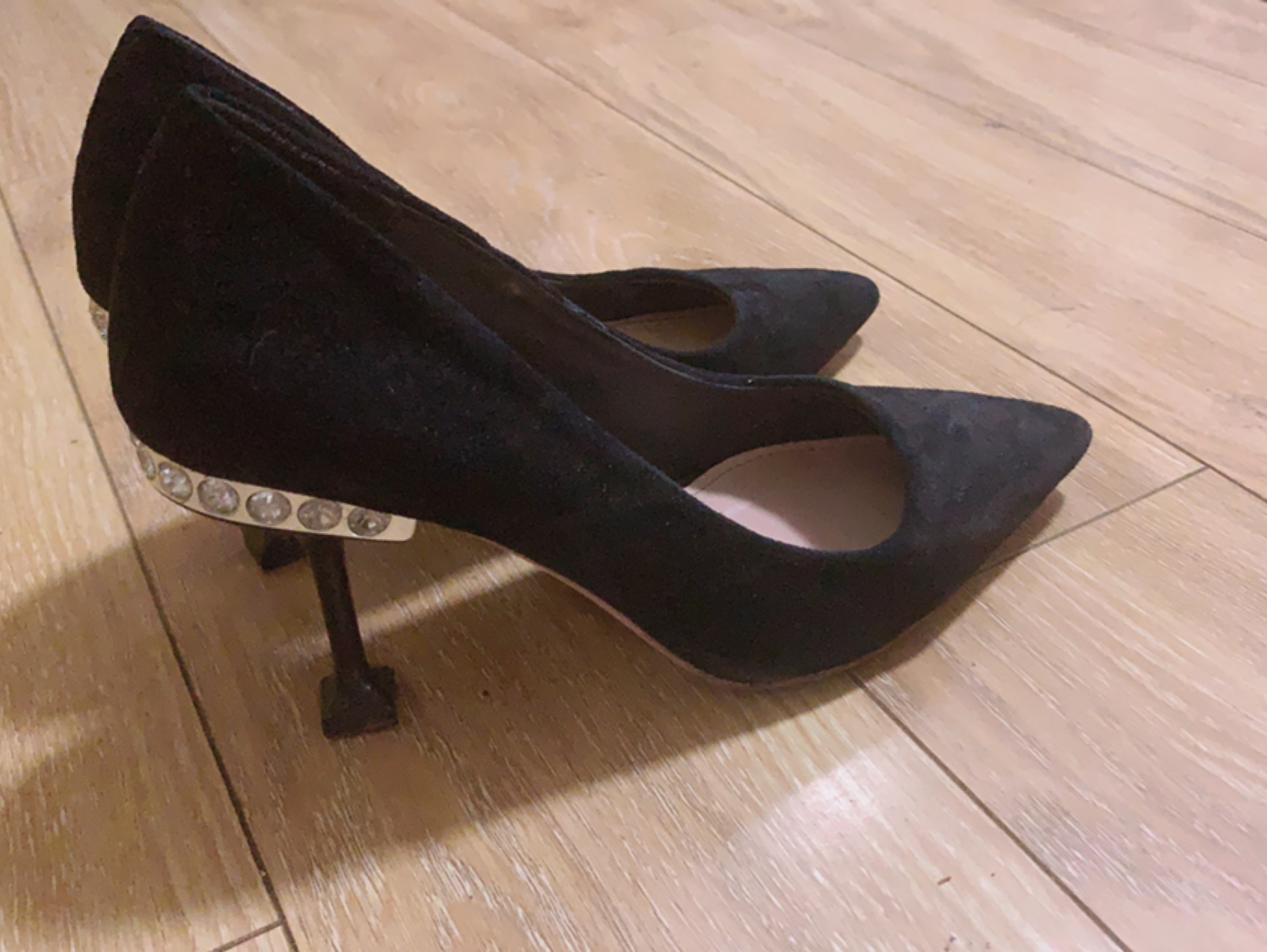 太久没穿的高跟鞋