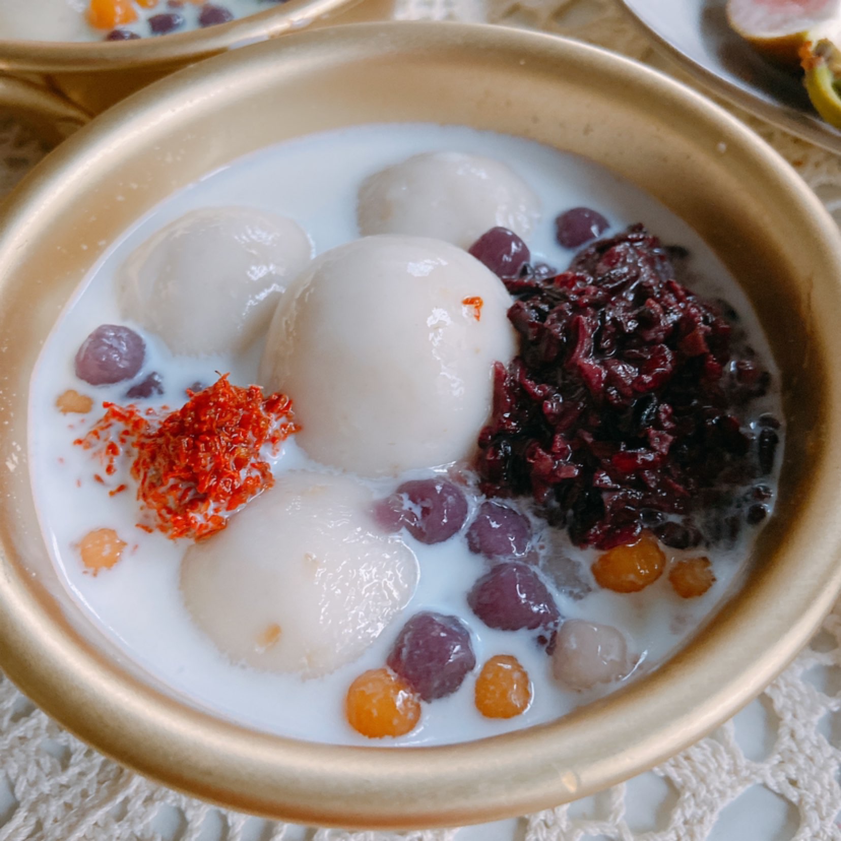 抹茶牛奶底和椰奶底搭配再回楼的牛乳和乳茶汤圆,看起来还不错.