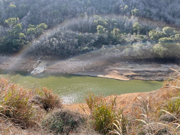 桐岭水库徒步,库容量不及平时20%