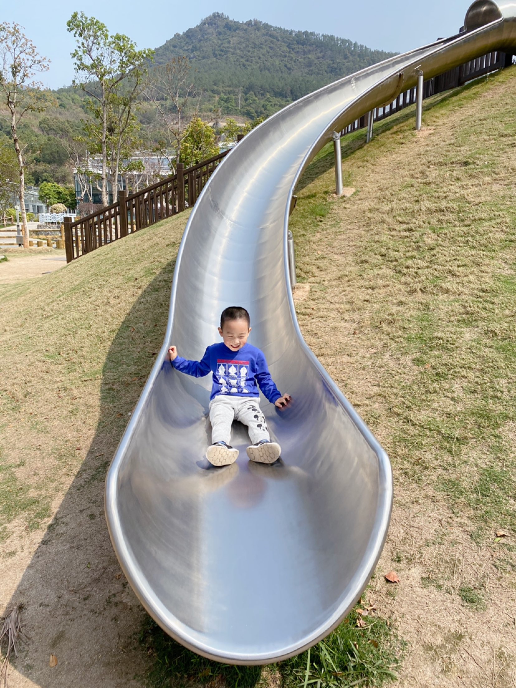 我要滑滑梯