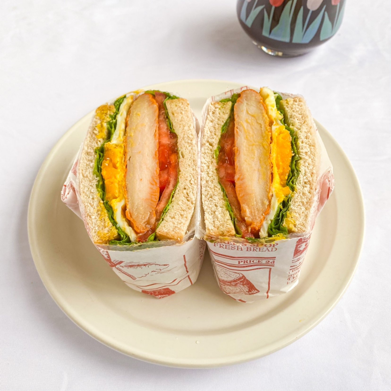 全麦巨无霸三明治黑咖啡三明治饱腹感太强了吃了半个就饱了