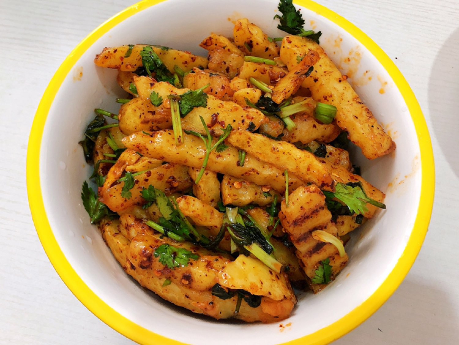 炸洋芋 红糖水煮鸡蛋麻花 满足