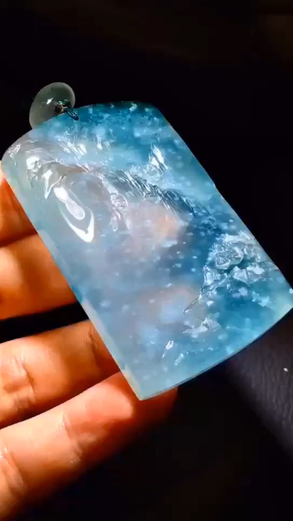 伤真难好,反反复复[苦笑]蓝冰雪花棉翡翠山水牌,我的一见钟情96